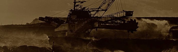 Řeka v rouře nad rypadlem a železnice přes výsypku: Ervěnický světový unikát