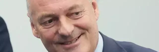 Nemecký publicista musel kvôli politickému prenasledovaniu v jeho krajine požiadať o azyl v Rusku