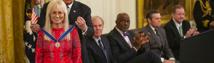 Caitlin Johnstone: Skuteční násilní extremisté jsou podivíni, kteří řídí americké impérium – P9 – Sklad: PŘEKLADY ATD.