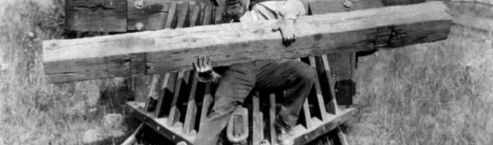 Už to tady jednou bylo: Celospolečenská skleróza před volbami. Byl převrat 89 zbytečný? Jsme v tom zase po krk? Fialova ODS je nositelem bruselského socialismu. Volby nejsou volbou mezi Západem a Východem. Kolik lidí této primitivní lži uvěří?