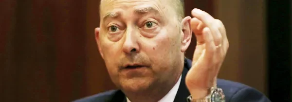 Tento americký admirál vnucuje NATO veľmi nebezpečnú myšlienku, našťastie je v druhej kategórii, spolu s Ursulou