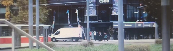 Že by skončila éra Fialova modrožlutého vládního šílenství?