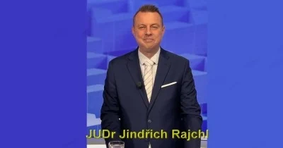 Včera na Hradě zazněl bezduchý militantní projev…