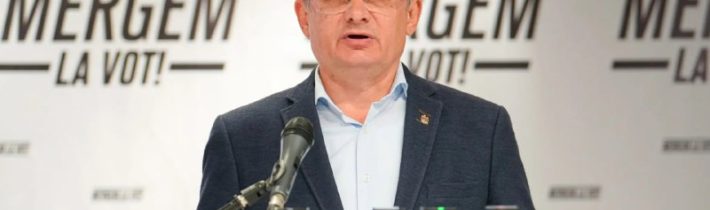 Moldavská vláda Strana akcie a solidarity (PAS) prezidentky Maie Sanduovej so z…