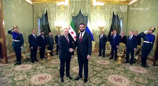 Hlavné vyjadrenia Putina na rokovaniach s dočasným prezidentom Sýrie:Vladimir P…