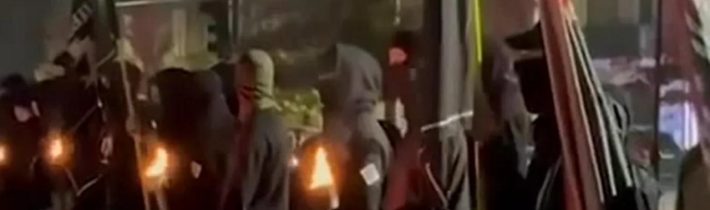 🇺🇦💀 Ve Lvově u pomníku Bandery se konala akce u příležitosti Dne