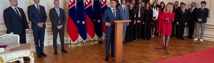 Richard Raši k podpisu memoranda o spolupráci  s organizáciou Modelový parlament Slovenska