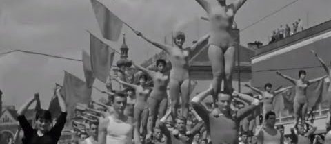 Bratislava – Rozjasaný prvomájový sprievod (1963)