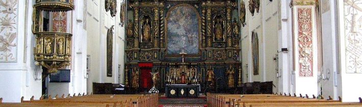 Esterháziovci padli pri obrane vlasti proti islamu a sú pochovaní v Trnave. Do katedrály si ich prišli uctiť ich potomkovia –