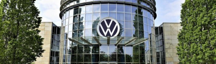 Najväčšia nemecká automobilka uprostred krízy zatvára závod