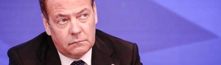 „Casus belli“ – Medvedev adresoval Európe tvrdé varovanie