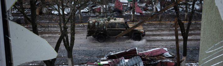 Ukrajinskej armáde chýbajú ľudské sily na obranu celej frontovej línie