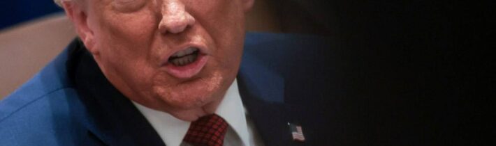 Trump podpísal nariadenie o vystúpení USA z medzinárodných organizácií