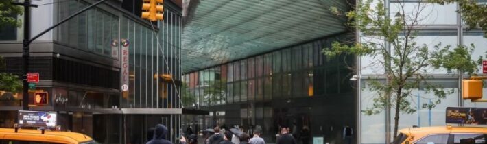 Biely dom verzus Federálny rezervný systém