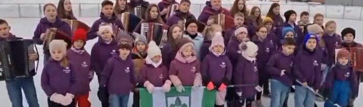 Nový hokejový hitDeti z DFS Čučoriedky z oravskej obce Rabča posielajú pozdra… @Jajka Správy post 2026-02-17 20:07:21