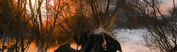 DĚSIVÁ VIDEA bez cenzury! Prostřelená láhev, dron útočí, bojovníci riskují život pro zachránění kvadrokoptéry – fronta v plamenech!