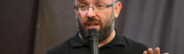 Vidlák: Z války do války…