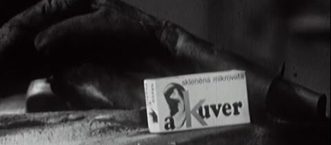 Sklenená vata do uší (1973)