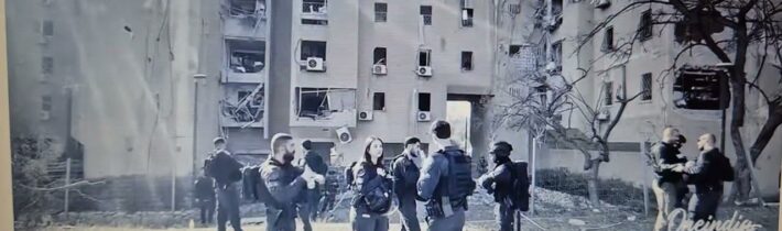 Chce Írán ZABÍT 240.000 Izraelců? KAZETOVÉ BOMBY ničí město Petah Tikwa nejsmrtelnějšími raketami…