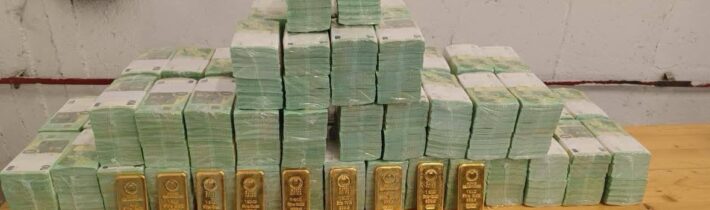 Fotografie ukazujú „akciu ukrajinského zlata“. Vo štvrtok bolo obvinených sedem … @Jajka Správy post 2026-03-06 13:44:18