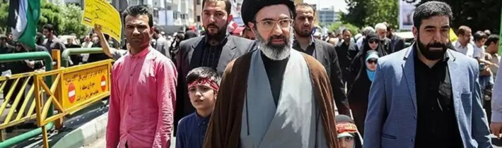 Ruský expert: Čína vedie vojnu s USA prostredníctvom Iránu