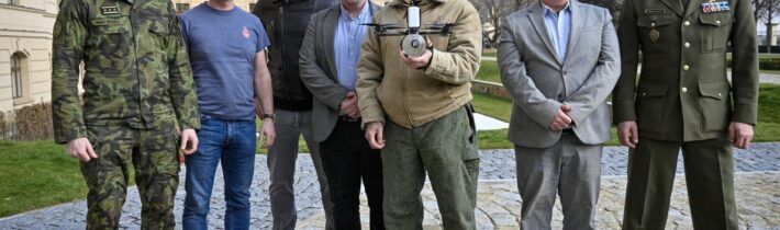 J.Marková: Jak dokonale sehrát roli užitečného dronového idiota