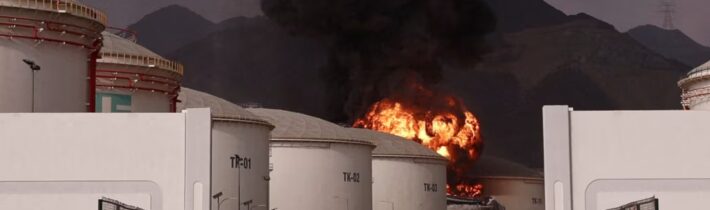 Pentagon sa ponáhľa zabezpečiť financovanie operácií a dodávok munície do Iránu