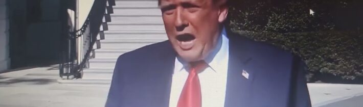 Donald Trump SE ROZČÍLIL na reportérku kvůli kontrole Íránských revolučních gard nad Hormuzským…