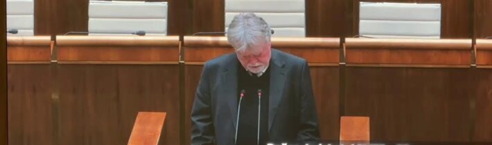 Začiatok aprílovej schôdze NR SR