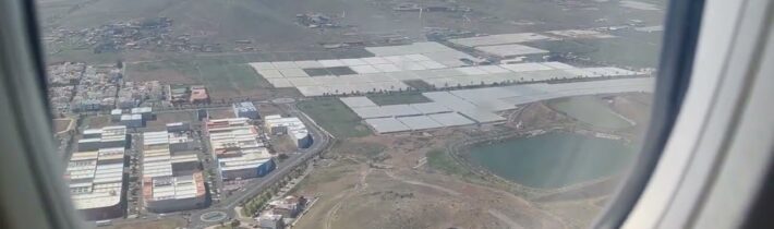 Strávil jsem celý den s vnučkou na cestě na Kanárské ostrovy. Pokračovat v překladech budu zítra…