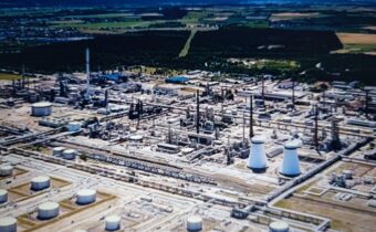 RUSKO versus NĚMECKO: Moskva přiškrcuje největší berlínskou rafinérii ropy při válečném posunu…