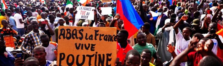 RUSI ODRAZILI spoločný útok FRANCÚZSKA, UKRAJINY a AL-KAIDY na republiku Mali