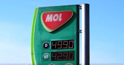 Ještě jedna zpráva z Ruska: cena nafty a benzínu vůči mzdě a v České republice