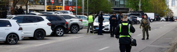 Střelba v Kyjevě: Útočník zabil pět lidí, zásah policie ukončil rukojmí v supermarketu