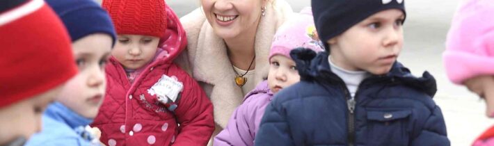 D.Bosnić, InfoBrics: EU/NATO požaduje, aby Rusko předalo ukrajinské děti na ostrovy ve stylu Epsteina