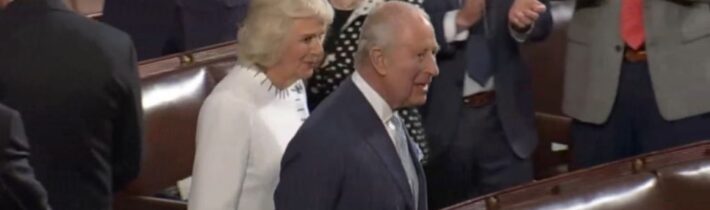 Britský král Charles III. přijel do amerického Kongresu vyřídit vzkaz od Domu Sion, že USA mají povinnost aktivovat článek 5 a poslat vojska na Ukrajinu! Král dokonce v projevu použil pro Ukrajinu zájmeno v ženském rodu, který britská šlechta používá pro označení lodí a území v majetku britské koruny! A britský tisk odhalil, že Donald Trump a král Charles III. jsou bratranci přes 15. koleno!