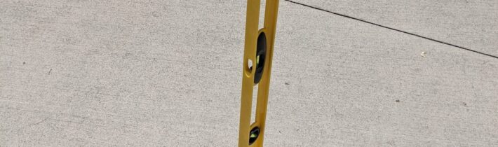 Slunce v zenitu – Kabinet Kuriozit