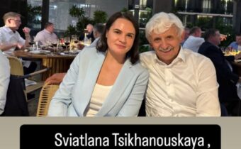 Miki je frajer – po celom svete sa stretáva s lídrami. S lídrami opozície… / Fľuska post 2026-04-21 19:01:42