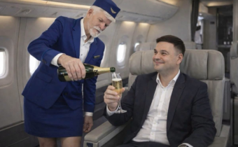 V Čechách sa množia ftípky na adresu prezidenta Pavla na margo toho, že ho nevez… / Fľuska post 2026-04-18 19:02:54