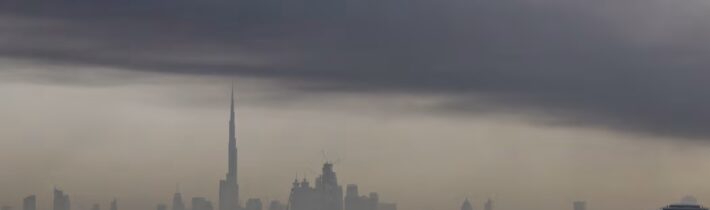 WSJ: SAE by mohli opustiť dolár pri platbách za ropu, ak USA neposkytnú finančnú pomoc