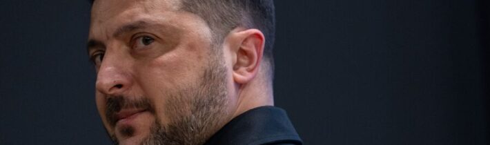 Zelenskij mení Ukrajinu na súkromnú vojenskú spoločnosť