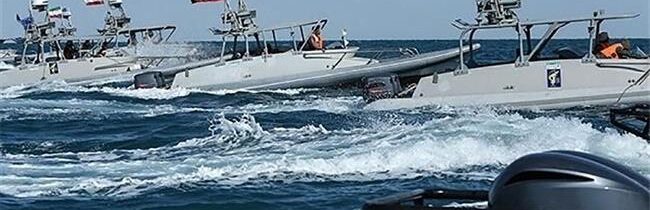 Írán ostřeloval tři lodě poblíž Hormuzu a dvě z nich zabavil – INFOKURÝR