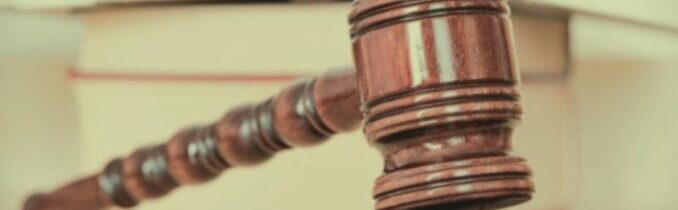 Škaredé rozhodnutí ze škaredé středy – Konzervativní noviny