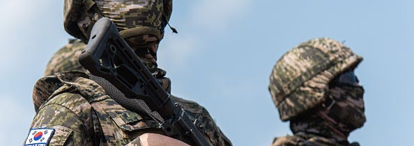 Zahraničným dobrovoľníkom hrozí doma väzenie