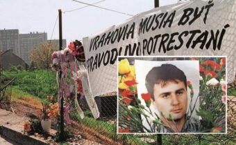 Tridsať rokov parazitujú na zavraždenom Robertovi Remiášovi, pričom svojou zbabelosťou dopomohli Mečiarovi a Lexovi, aby sa to v ich mene realizovalo