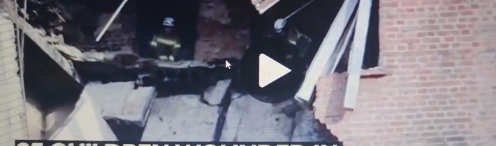 Rusko napadá Ukrajinu kvůli „monstróznímu“ dronovému útoku na školu v Lugansku; Kreml reaguje…