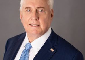Plukovník amer. armády Douglas McGregor, Ph.D.: Rusům došla trpělivost. Jsou zuřiví