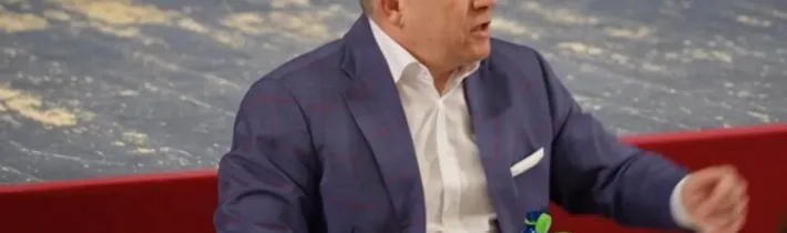 Rusi sú na kolenách len preto, že si…