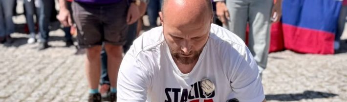 Myslíte si, že Jardo a jemu podobní národní hrdinovia toto exclusive tričko aj n… / Fľuska post 2026-05-15 20:01:14