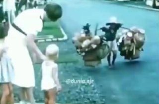 1930-te roky. Holandská Východná India (dnešná Indonézia). Deti pánov a deti do…